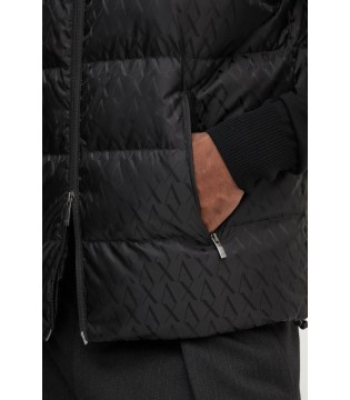 Жилетка чоловіча чорна XM001581 Armani Exchange 3 - Respected-Person