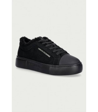 Кеды женские на меху замшевые черные XW003067 Armani Exchange 