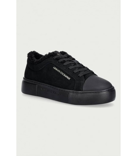 Кеды женские на меху замшевые черные XW003067 Armani Exchange  - Respected-Person