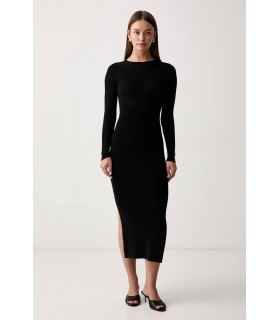 Платье женское "макси" вискозное черное XW002628 Armani Exchange  - Respected-Person