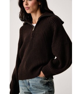 Свитер женский шоколад XW002889 Armani Exchange  1 - Respected-Person