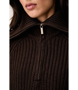 Свитер женский шоколад XW002889 Armani Exchange  3 - Respected-Person