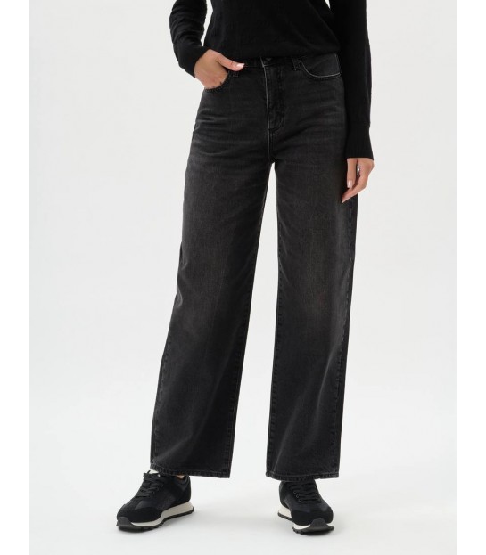 Джинси жіночі "relaxed" чорні XW000100 Armani Exchange - Respected-Person