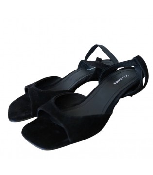 Босоножки женские на каблуке замшевые черные  Л-1-Токіо Olli Shoes  2 - Respected-Person