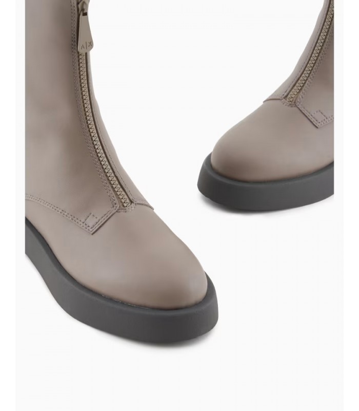 Ботинки змейка/резинка бежевая кожа XDN036 Armani Exchange Ботинки змейка/резинка бежевая кожа XDN036 Armani Exchange