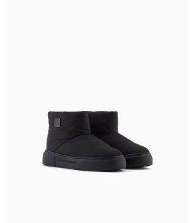 Уги женские с плащовки черные XW001669 Armani Exchange  - Respected-Person