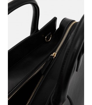 Сумка жіноча формена чорна XW002158a Armani ExchangeФОРМЕННА 4 - Respected-Person