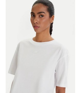 Футболка женская укороченная белая XW001836 Armani Exchange  3 - Respected-Person