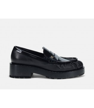 Туфлі лофери жіночі чорні FD9099B Fabi 2 - Respected-Person