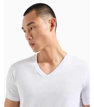 Футболка с V-вырезом белая мужская  8NZT75 8755 Armani Exchange  3 - Respected-Person